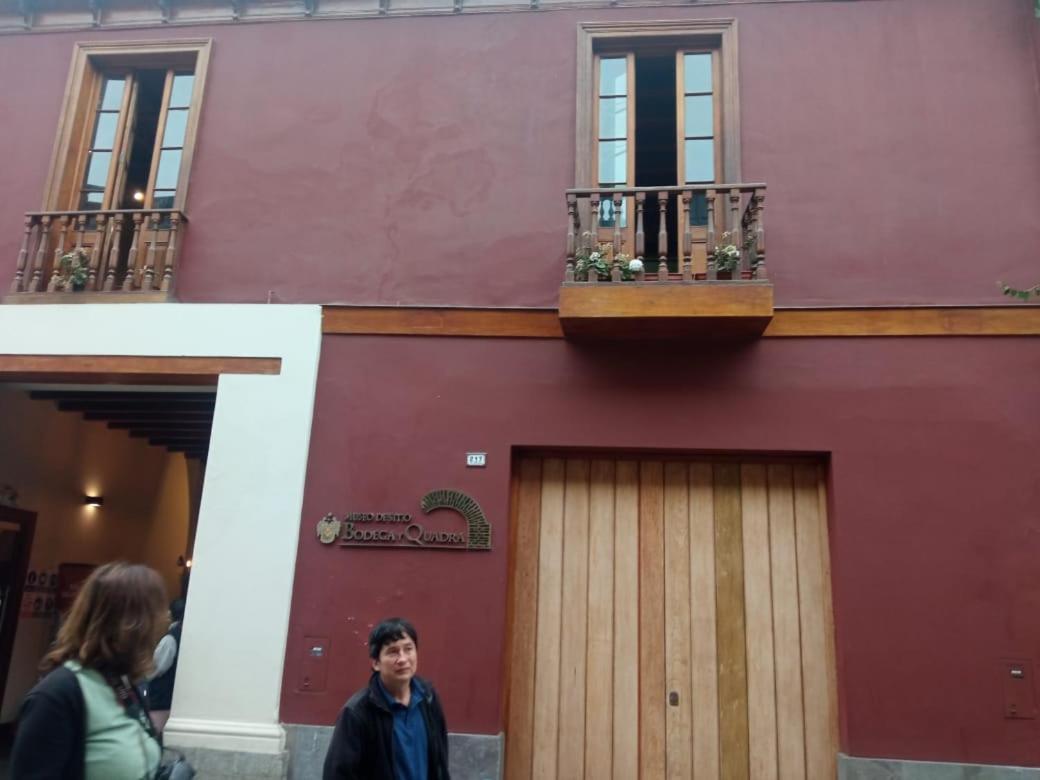 Main Square Apartment Lima Bagian luar foto